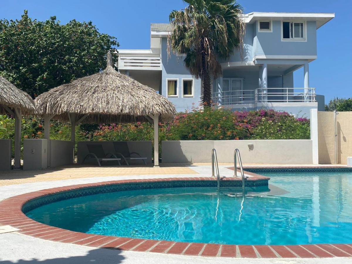 Villa At Secured Gated Resort Near Mambo Beach! Вилемстад Екстериор снимка
