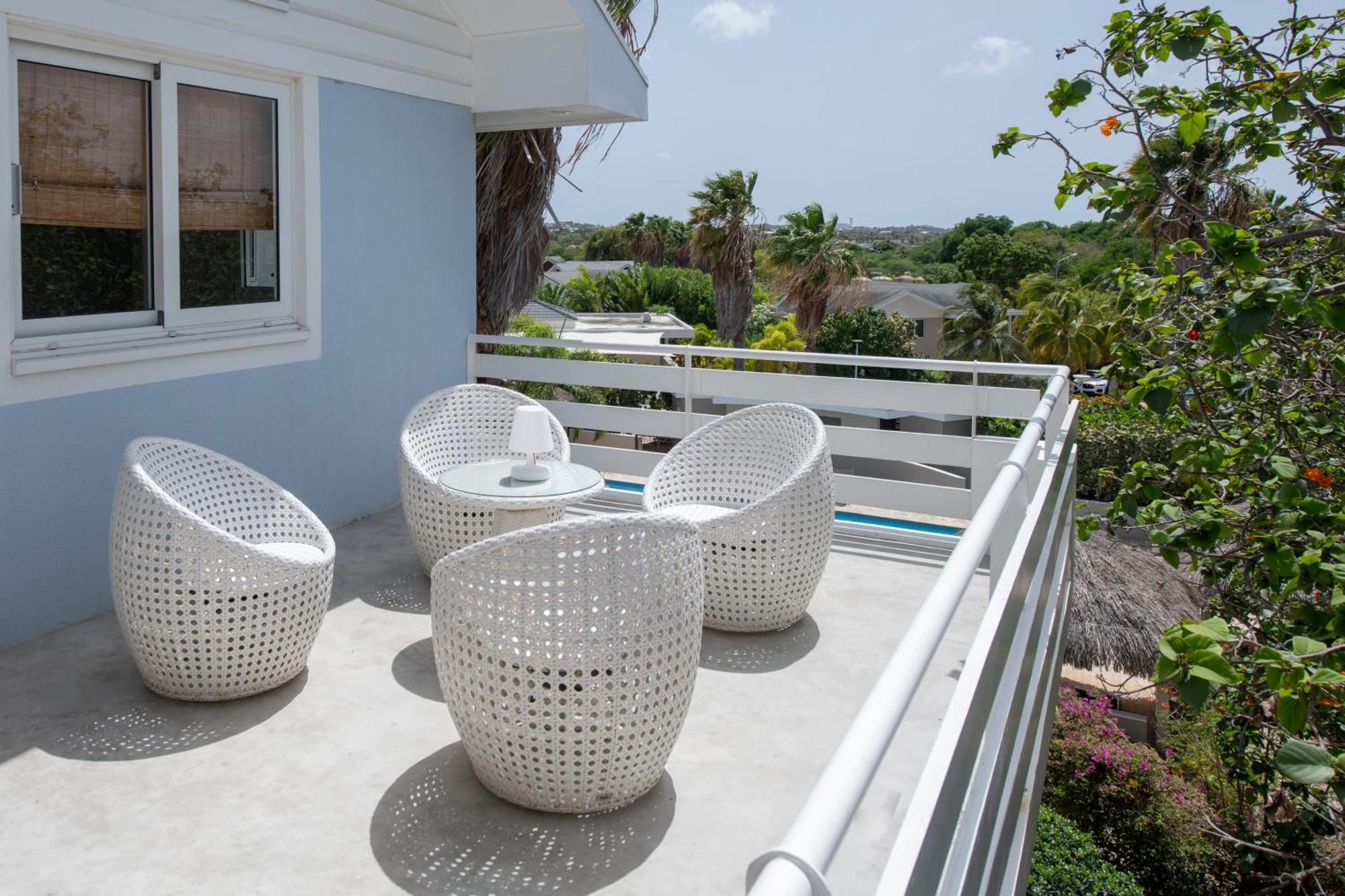 Villa At Secured Gated Resort Near Mambo Beach! Вилемстад Екстериор снимка