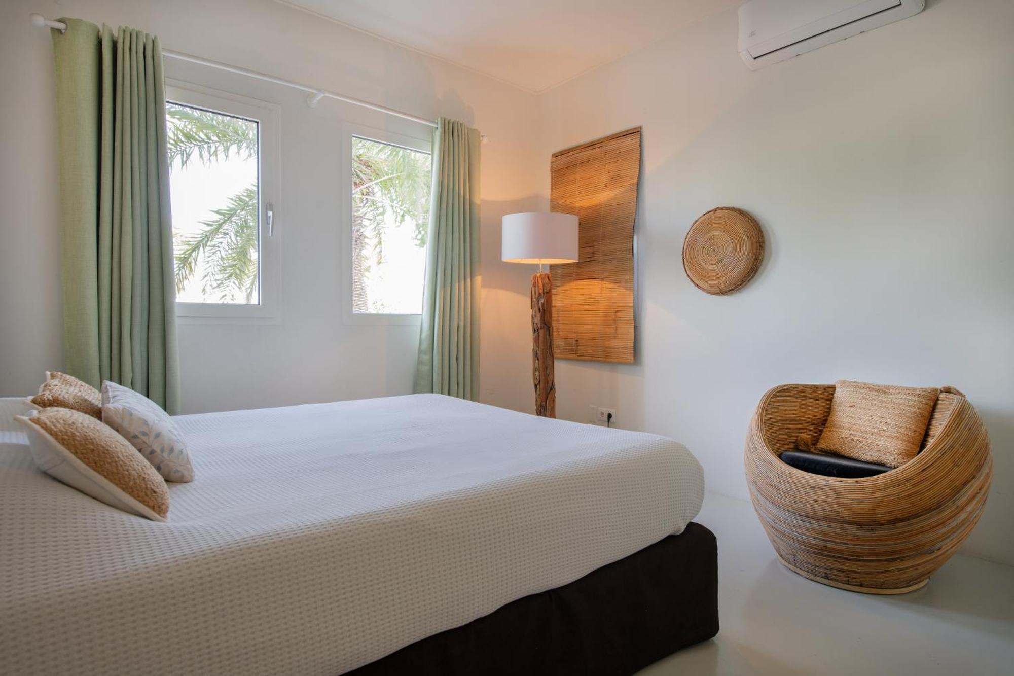 Villa At Secured Gated Resort Near Mambo Beach! Вилемстад Екстериор снимка