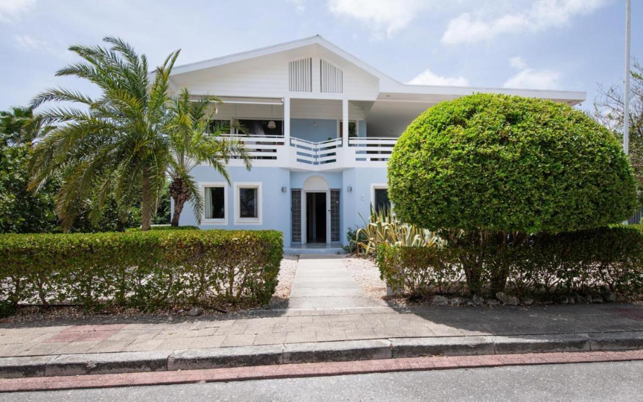 Villa At Secured Gated Resort Near Mambo Beach! Вилемстад Екстериор снимка